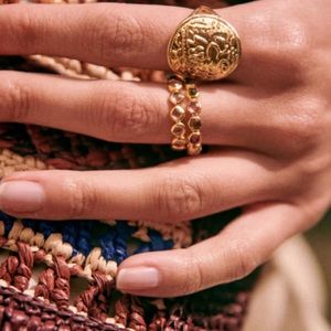 Sézane Sofia Elegant Gold Ring